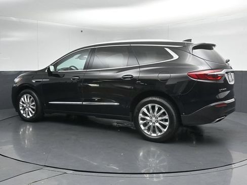 Used 2020 Buick Enclave Premium w/ Sun and Sites Package AWD/4WD image 5