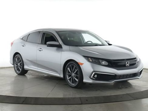 Used 2020 Honda Civic EX image 2
