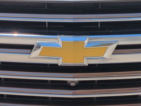 Used 2023 Chevrolet Tahoe High Country AWD/4WD image 5