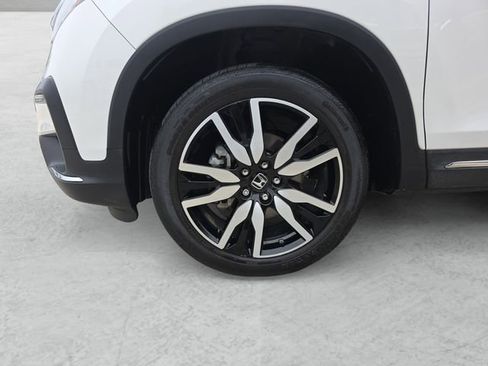 Used 2022 Honda Pilot Touring image 23