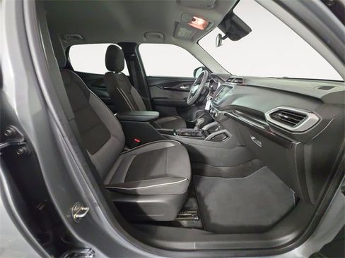 Used 2023 Chevrolet TrailBlazer LS image 15