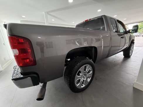 Used 2013 Chevrolet Silverado 1500 LT w/ All-Star Edition AWD/4WD image 6