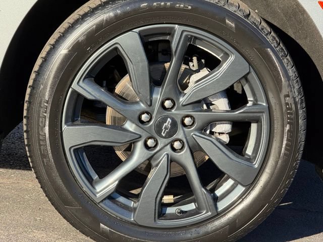 Used 2023 Chevrolet Equinox RS AWD/4WD image 13