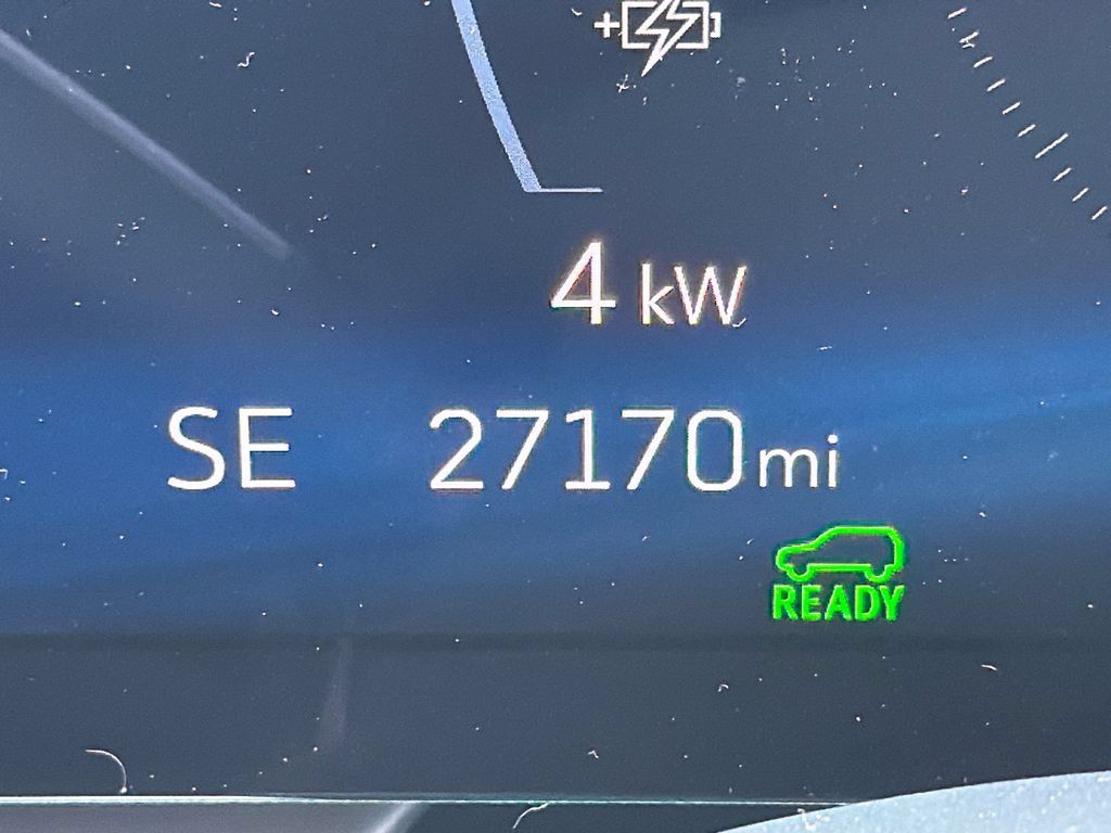 Used 2024 Cadillac Lyriq Sport AWD/4WD image 28