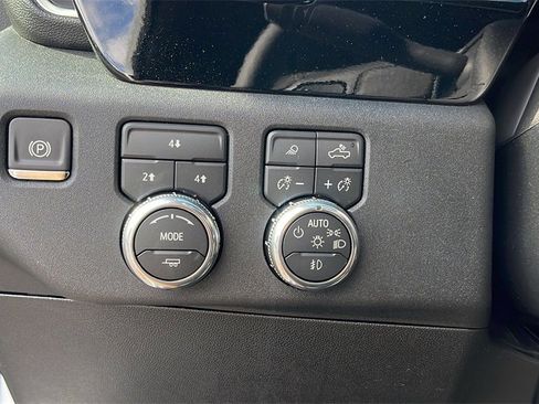 New 2026 GMC Sierra 3500 SLE w/ SLE Convenience Package image 20