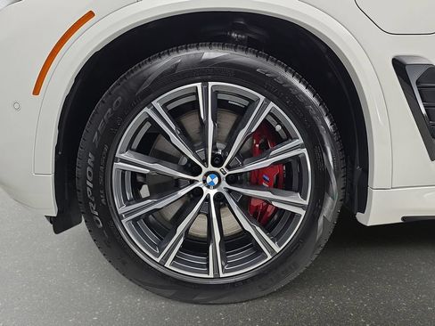 New 2026 BMW X5 xDrive50e w/ M Sport Package AWD/4WD image 32