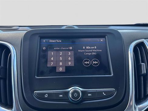 Used 2022 Chevrolet Equinox LT image 23