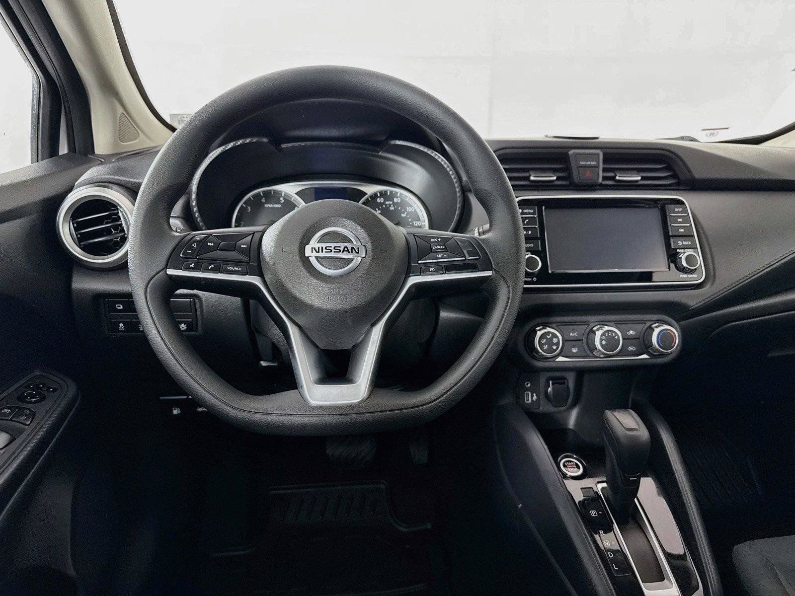 Used 2020 Nissan Versa S FWD image 28