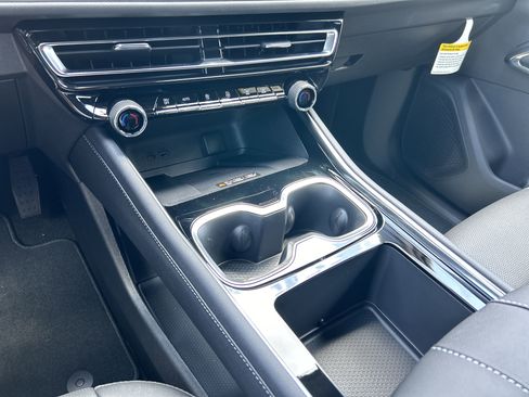 New 2026 Chevrolet Traverse LT w/ Sun and Wheel Package image 55