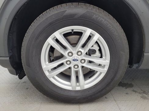 Used 2022 Ford Explorer XLT RWD image 31