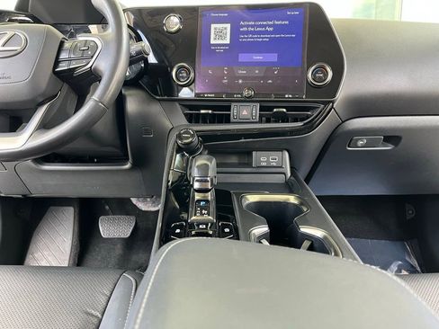Used 2023 Lexus NX 250 FWD image 19