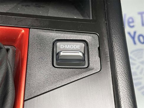 Certified 2025 Nissan Kicks SR w/ Illumination Package image 31