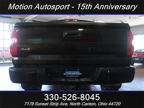 Used 2018 Toyota Tundra Limited w/ Limited Premium Package image 9