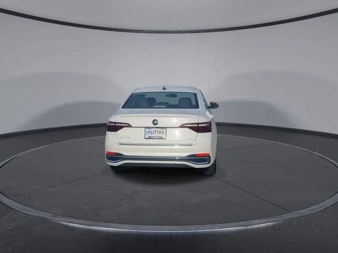 Used 2024 Volkswagen Jetta SEL FWD image 7