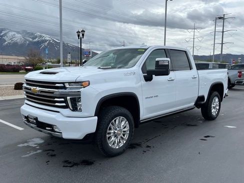 New 2023 Chevrolet Silverado 3500 High Country w/ Z71 Off-Road Package AWD/4WD image 10