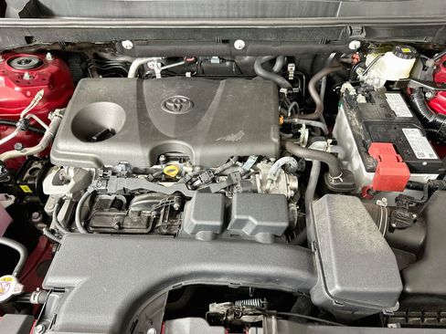 Used 2025 Toyota RAV4 LE FWD image 31