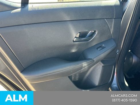 Used 2025 Nissan Sentra S FWD image 25