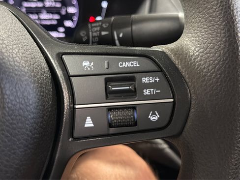 Used 2023 Honda Accord EX image 23