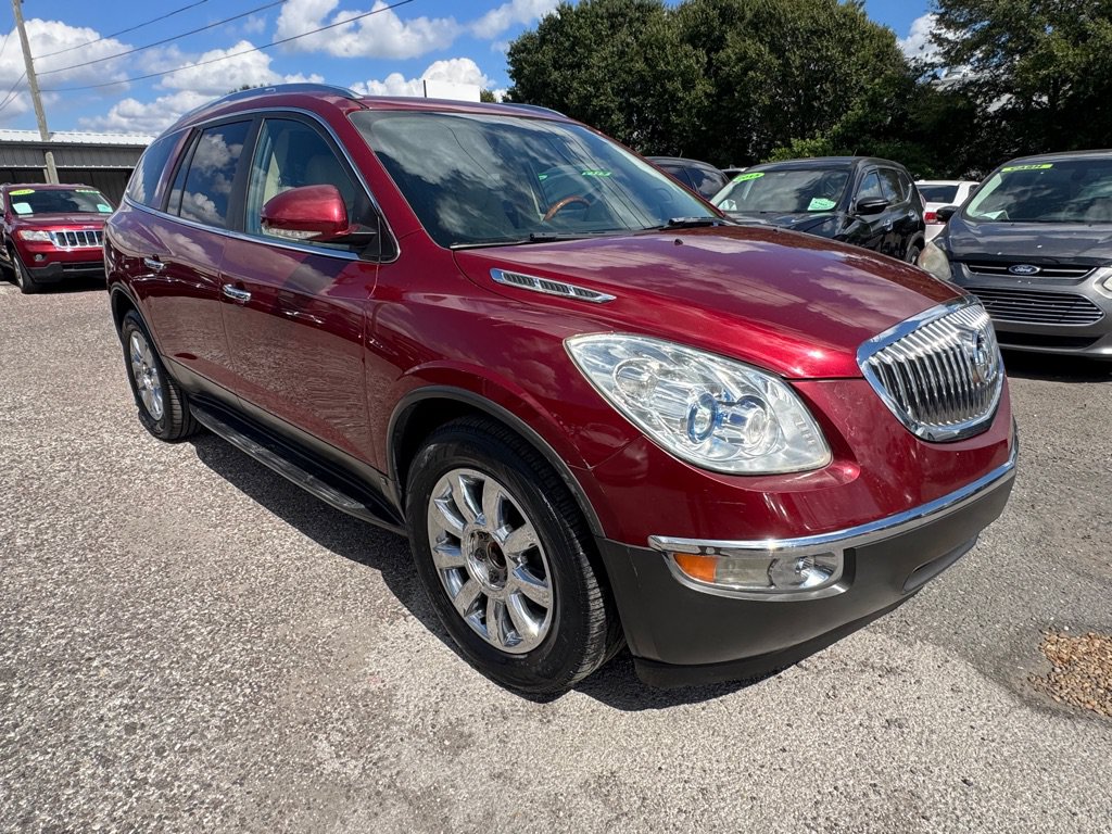 Used 2011 Buick Enclave CXL FWD image 1