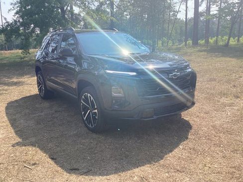 New 2026 Chevrolet Equinox RS w/ Convenience Package III FWD image 6