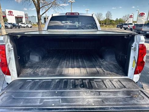 Used 2018 Toyota Tundra SR5 w/ TRD Off Road Package image 30