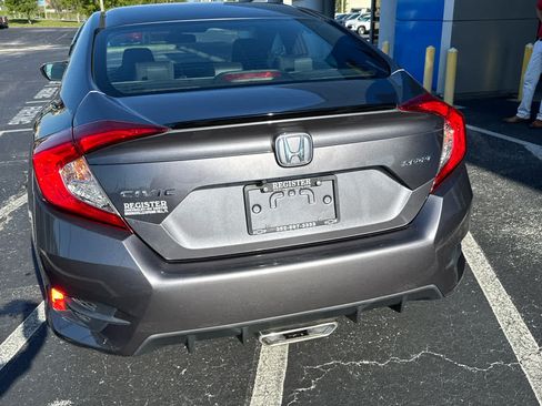 Used 2021 Honda Civic Sport image 6