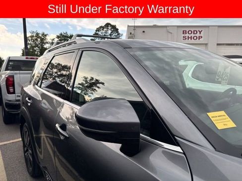 Used 2025 Nissan Pathfinder Platinum w/ Cargo Package AWD/4WD image 9