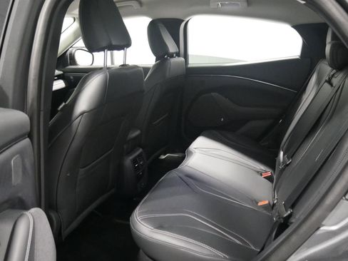 Used 2021 Ford Mustang Mach-E Premium image 12