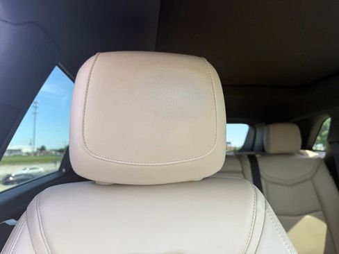Used 2018 Cadillac XT5 Luxury w/ Driver Awareness Package AWD/4WD image 33