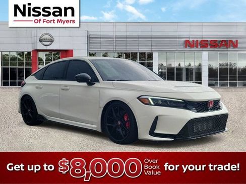 Used 2024 Honda Civic Type R image 1