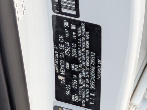 Used 2024 Kia Forte LXS FWD image 30
