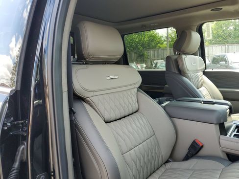 New 2026 Ford F350 Platinum w/ Platinum Plus Package AWD/4WD image 23