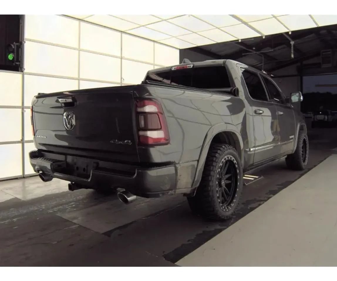 Used 2021 RAM 1500 Limited AWD/4WD image 2