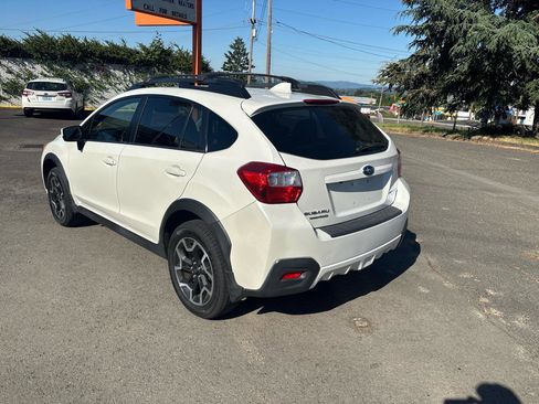 Used 2016 Subaru Crosstrek 2.0i Premium AWD/4WD image 5