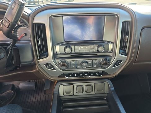 Used 2018 GMC Sierra 1500 SLT AWD/4WD image 21