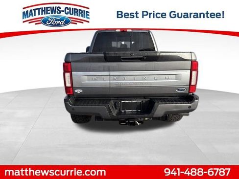 Used 2022 Ford F250 Platinum w/ FX4 Off-Road Package image 5