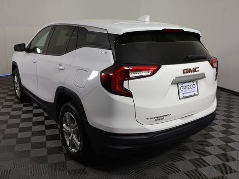 Used 2023 GMC Terrain SLE FWD image 6