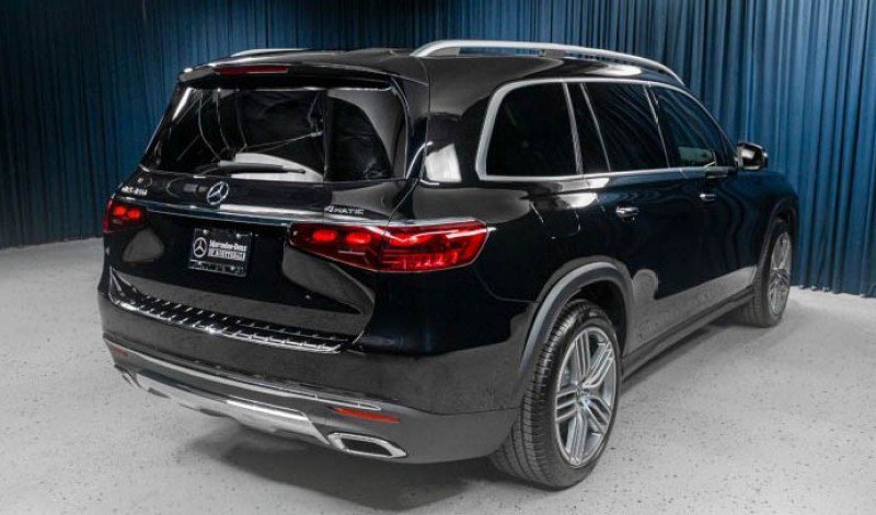 Certified 2026 Mercedes-Benz GLS 450 4MATIC image 6