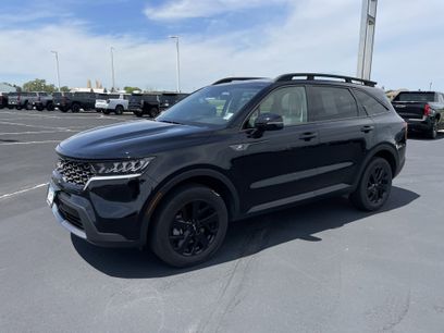 Used 2023 Kia Sorento S w/ Panoramic Sunroof Package