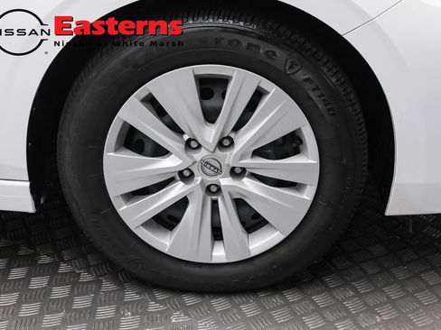 Used 2024 Nissan Sentra S image 30