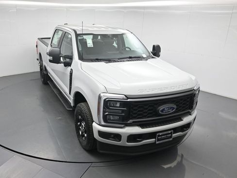 New 2026 Ford F250 XL w/ STX Appearance Package AWD/4WD image 34