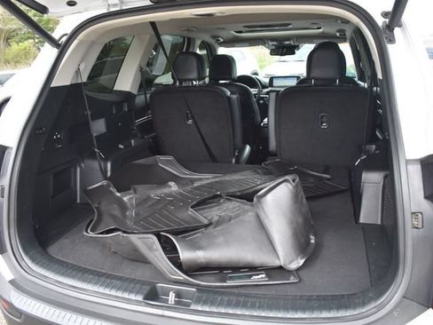 Used 2022 Kia Telluride EX w/ EX Premium Package AWD/4WD image 18