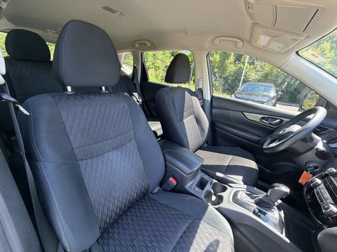 Used 2019 Nissan Rogue S w/ Special Edition Package AWD/4WD image 27