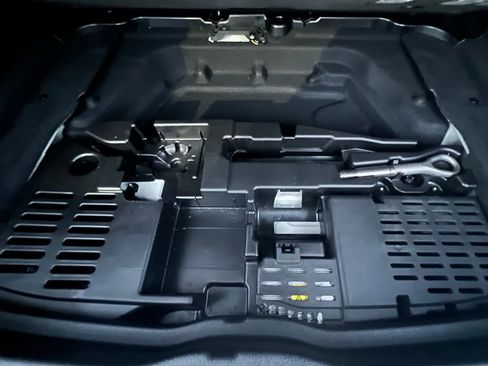 Certified 2023 Mercedes-Benz GLA 250 4MATIC image 32