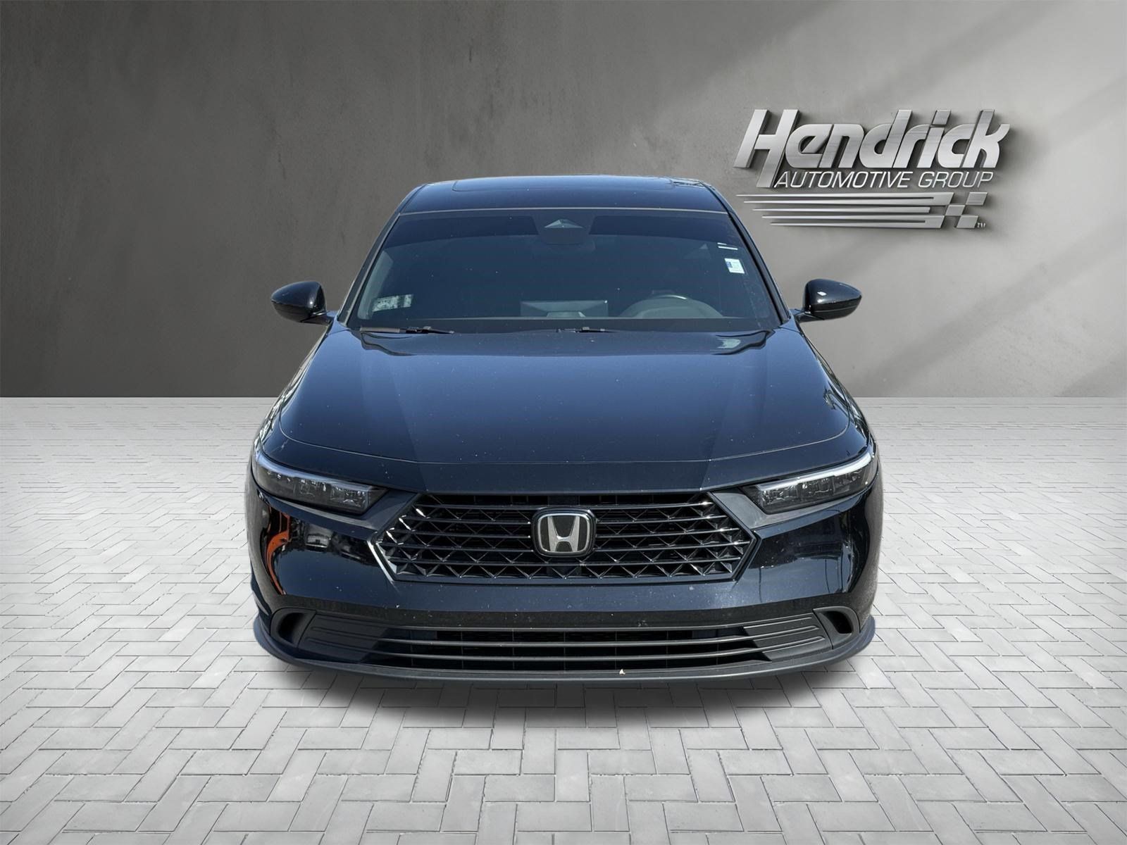 Used 2024 Honda Accord Sport image 3