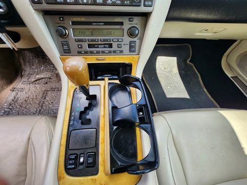 Used 2004 Lexus SC 430 Convertible image 20