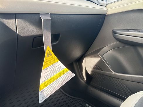 New 2025 Volkswagen Taos SE image 42