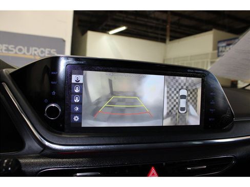 Used 2021 Hyundai Sonata Limited image 38