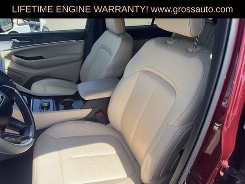 Used 2024 Jeep Grand Cherokee Limited AWD/4WD image 16