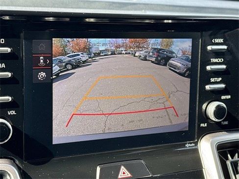 Used 2023 Kia Sorento LX image 20